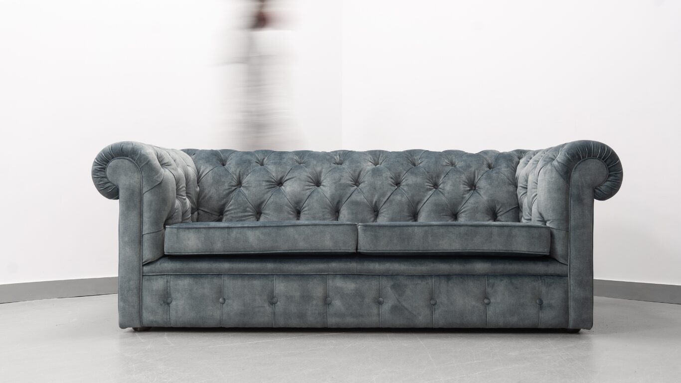 Cream and Brown Photographic Beauty Site Launch Website